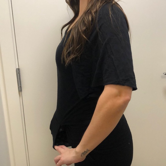 Black Volcom too - Picture 3 of 9